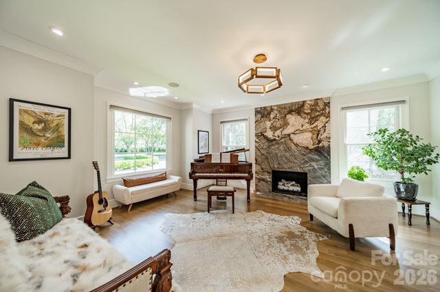 5400 Colony Road, Charlotte, NC 28226