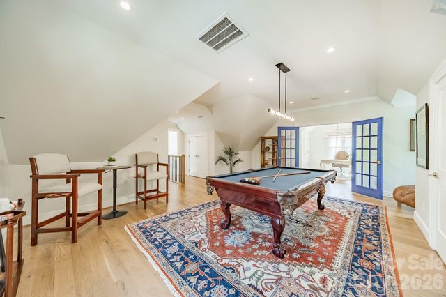 5400 Colony Road, Charlotte, NC 28226