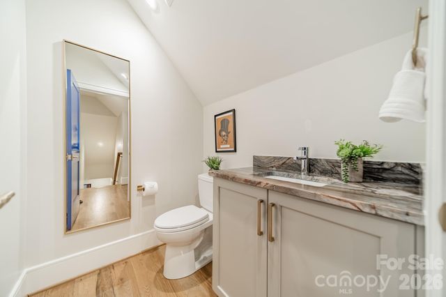 5400 Colony Road, Charlotte, NC 28226