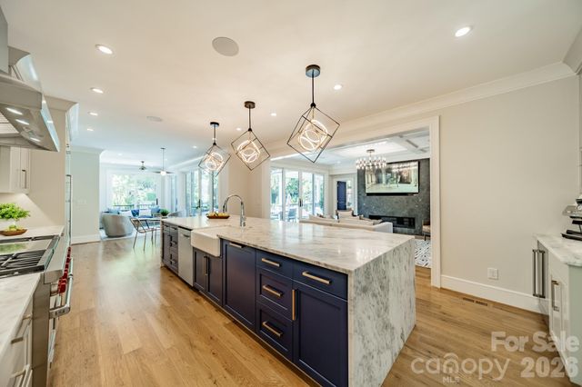 5400 Colony Road, Charlotte, NC 28226