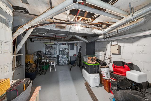 302 W Jackson Boulevard, Elkhart, IN 46516