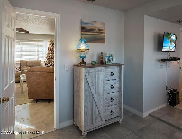 1550 4th Avenue, Vero Beach, FL 32960