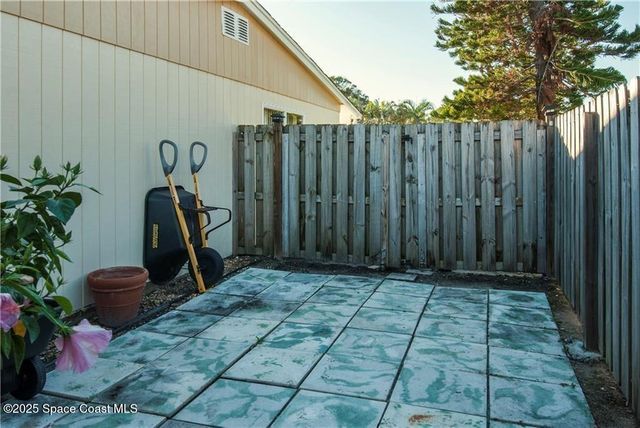 1550 4th Avenue, Vero Beach, FL 32960