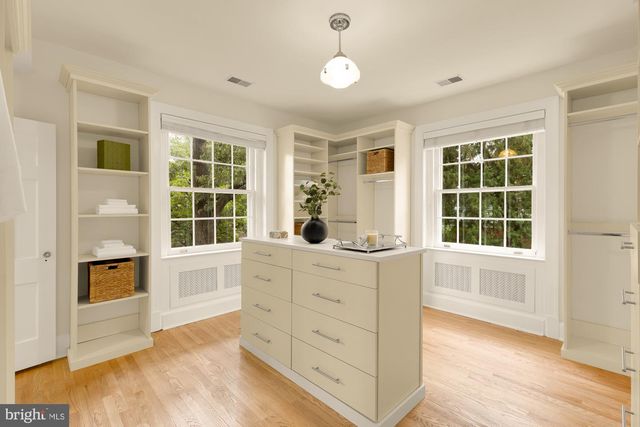 4706 17TH ST NW, Washington, DC 20011