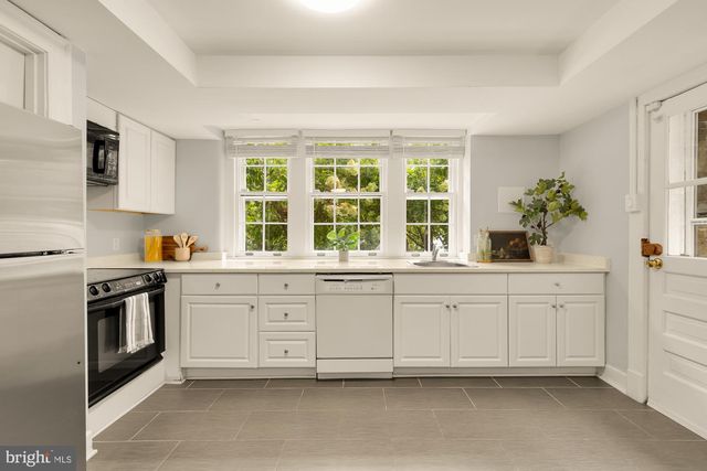 4706 17TH ST NW, Washington, DC 20011