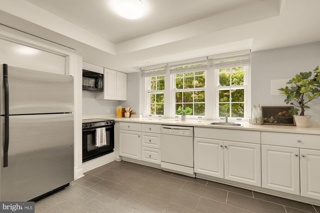 4706 17TH ST NW, Washington, DC 20011