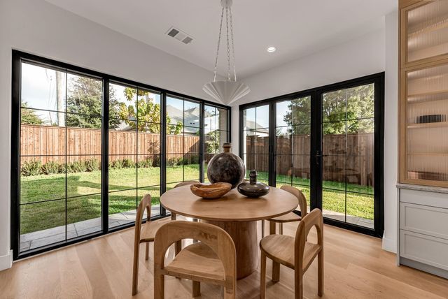 10050 Gooding Drive, Dallas, TX 75229