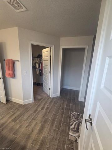 1820 Lodge ST, Lehigh Acres, FL 33972