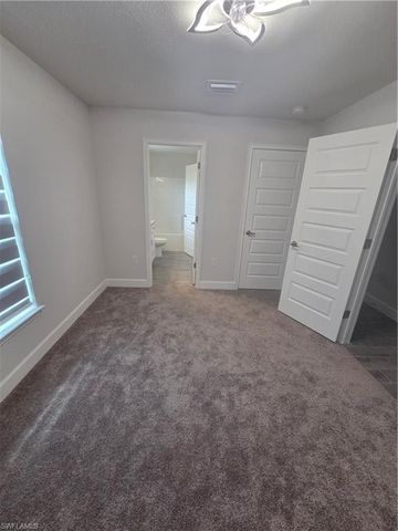 1820 Lodge ST, Lehigh Acres, FL 33972