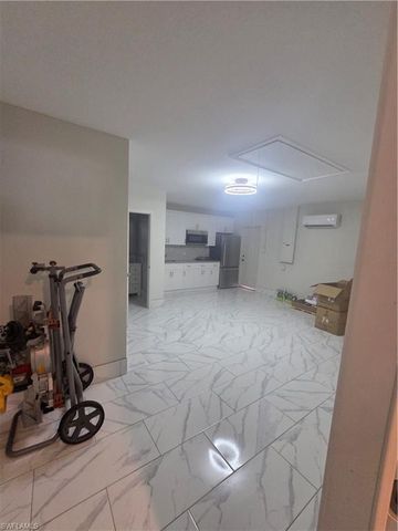 1820 Lodge ST, Lehigh Acres, FL 33972