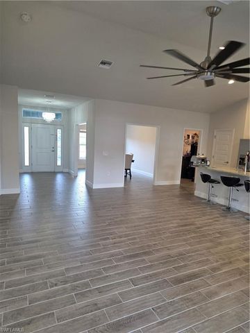 1820 Lodge ST, Lehigh Acres, FL 33972