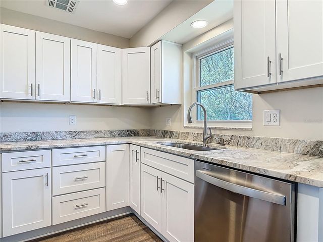 12 KRISTIN LANE, Eustis, FL 32726