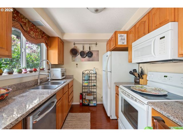 3300 KAUFFMAN Ave 14, Vancouver, WA 98660