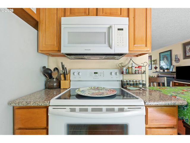 3300 KAUFFMAN Ave 14, Vancouver, WA 98660