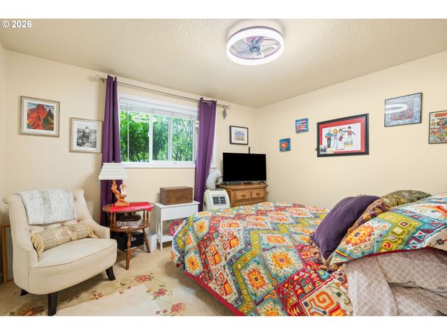 3300 KAUFFMAN Ave 14, Vancouver, WA 98660