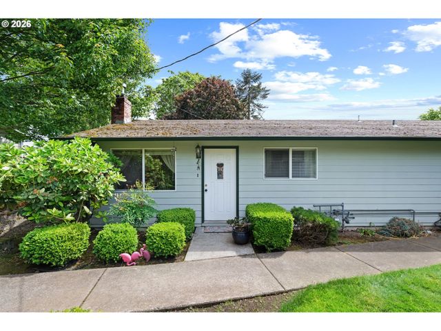 3300 KAUFFMAN Ave 14, Vancouver, WA 98660
