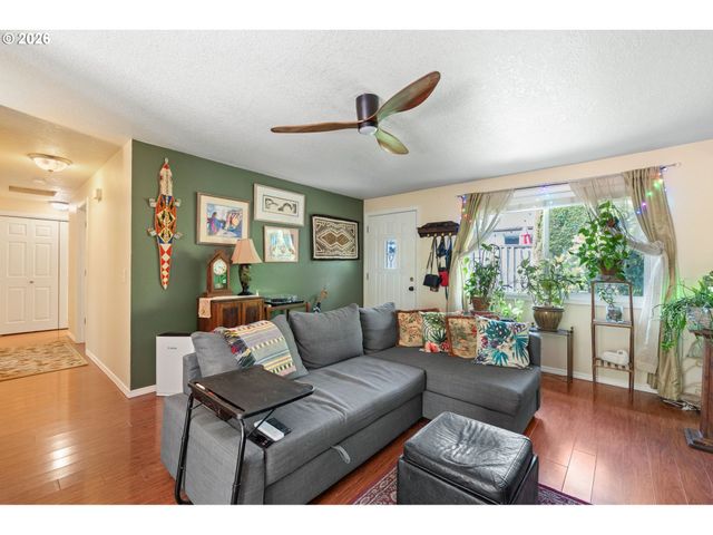 3300 KAUFFMAN Ave 14, Vancouver, WA 98660