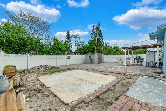 1449 NE 51st St, Pompano Beach, FL 33064