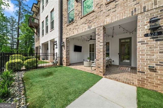 528 Clover Lane, Alpharetta, GA 30009