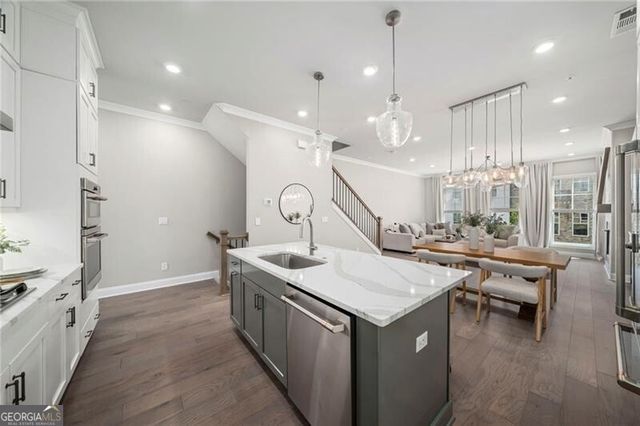 528 Clover Lane, Alpharetta, GA 30009