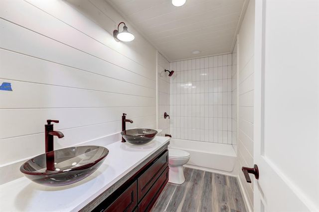 3881 Barth RD, Lockhart, TX 78644