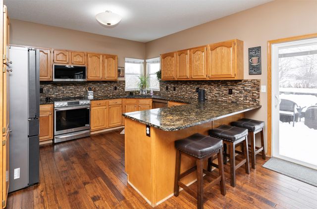 4530 Bartholomew Drive, Pleasant Hill, IA 50327