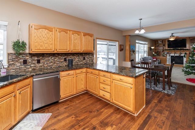 4530 Bartholomew Drive, Pleasant Hill, IA 50327