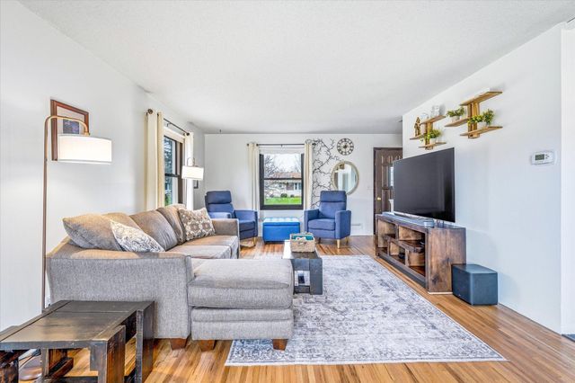 11234 Norway Street NW, Coon Rapids, MN 55448