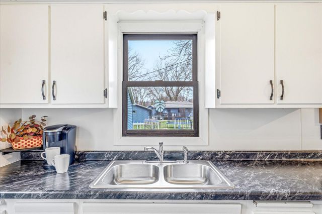 11234 Norway Street NW, Coon Rapids, MN 55448