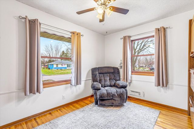 11234 Norway Street NW, Coon Rapids, MN 55448