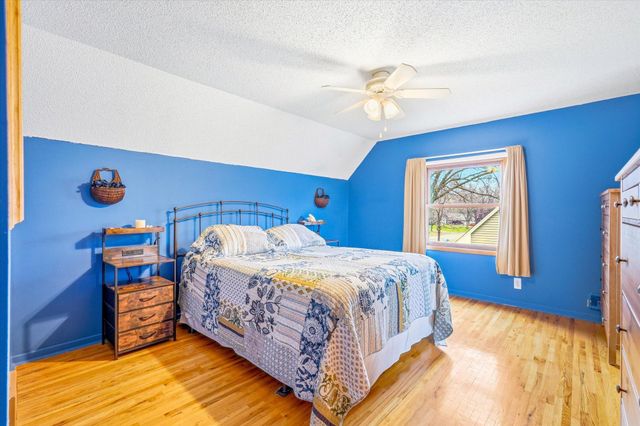 11234 Norway Street NW, Coon Rapids, MN 55448