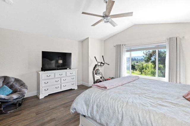 316 Crownview Court, San Marcos, CA 92069