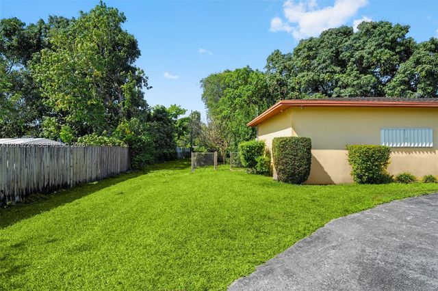 511 Dunad Avenue, Opa-Locka, Opa Locka, FL 33054