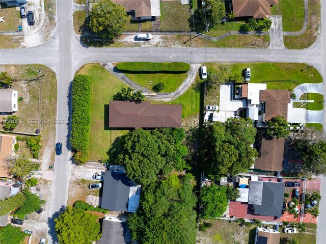 511 Dunad Avenue, Opa-Locka, Opa Locka, FL 33054