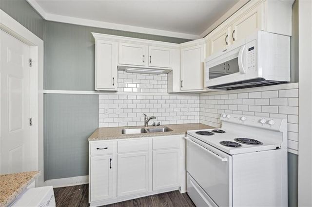 621 Kiowa Street, Leavenworth, KS 66048