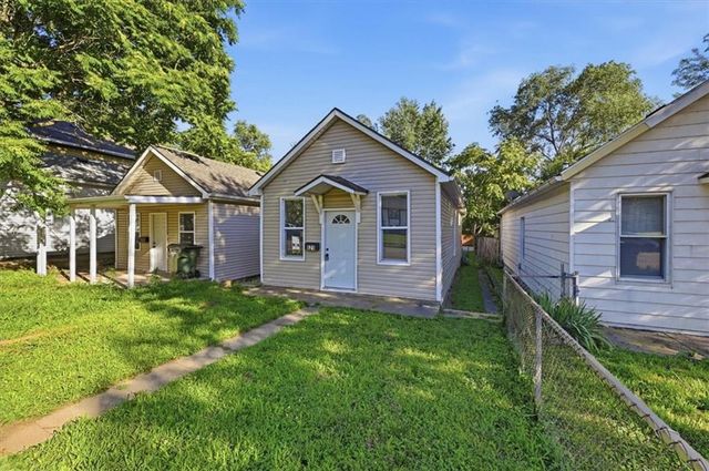621 Kiowa Street, Leavenworth, KS 66048