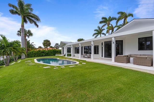 21 Duke Drive, Lake Worth Beach, FL 33460