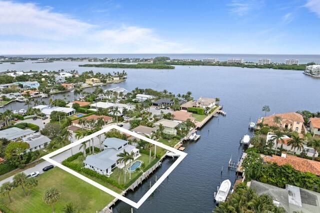 21 Duke Drive, Lake Worth Beach, FL 33460