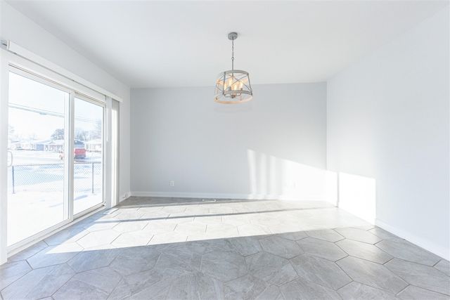 38393 Mason Street, Livonia, MI 48154