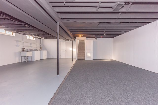 38393 Mason Street, Livonia, MI 48154