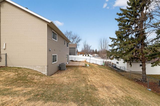 3714 10th Avenue SW, Rochester, MN 55902