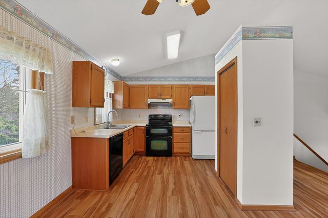 3714 10th Avenue SW, Rochester, MN 55902