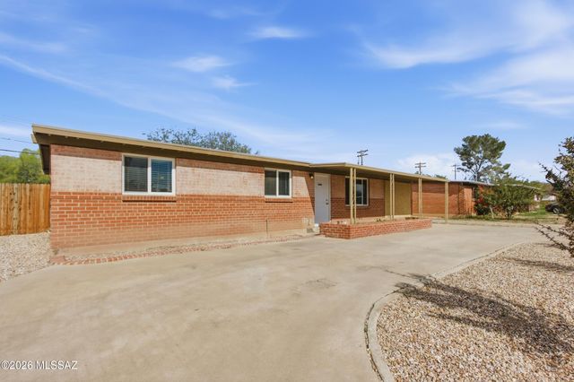 4865 E 23rd Street, Tucson, AZ 85711