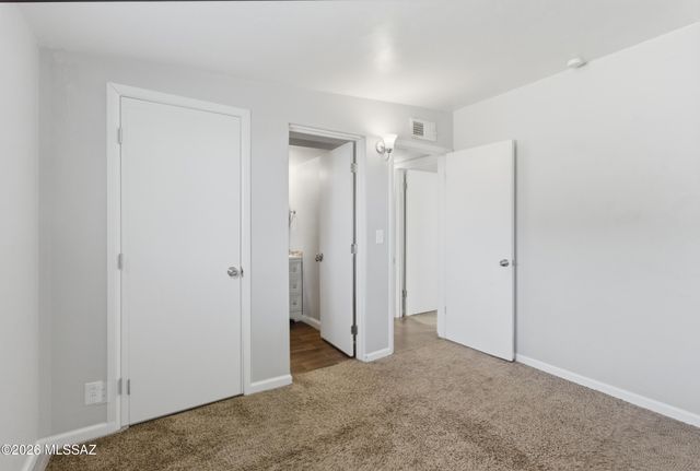 4865 E 23rd Street, Tucson, AZ 85711