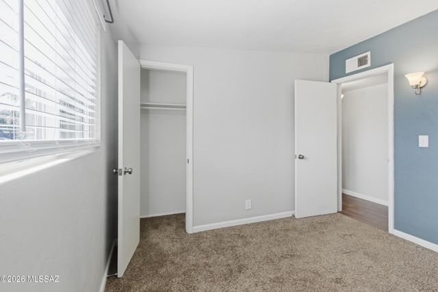 4865 E 23rd Street, Tucson, AZ 85711