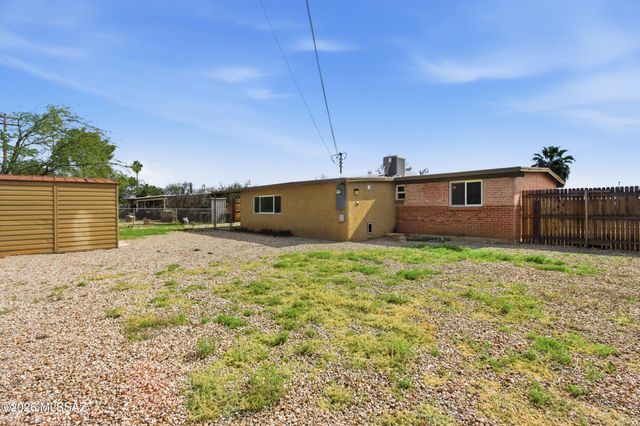 4865 E 23rd Street, Tucson, AZ 85711