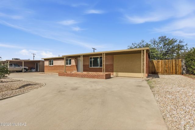 4865 E 23rd Street, Tucson, AZ 85711