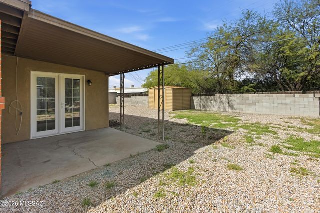 4865 E 23rd Street, Tucson, AZ 85711