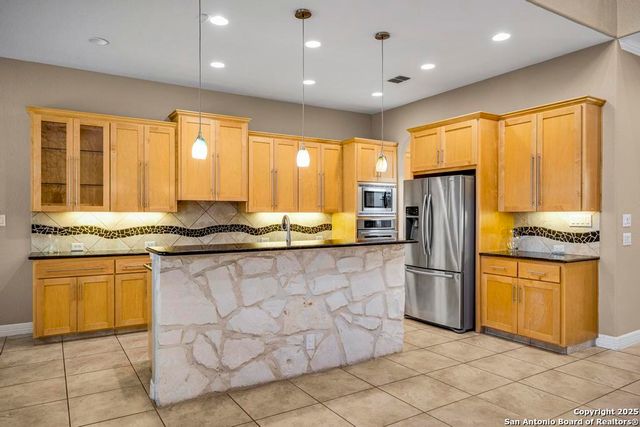 3439 Monterrey Oak, San Antonio, TX 78230