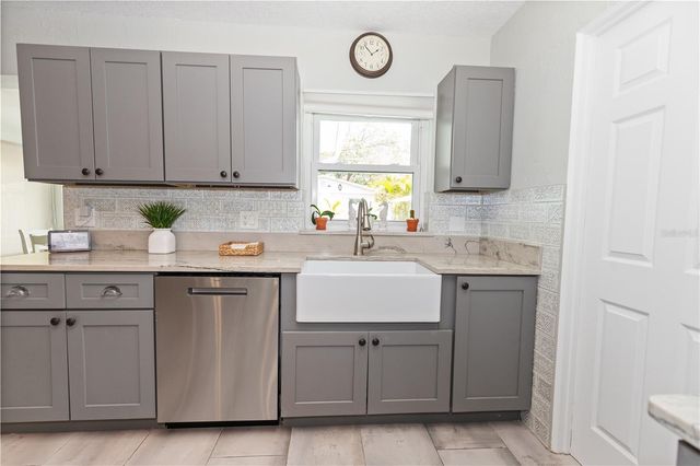 8347 41ST AVENUE N, St Petersburg, FL 33709